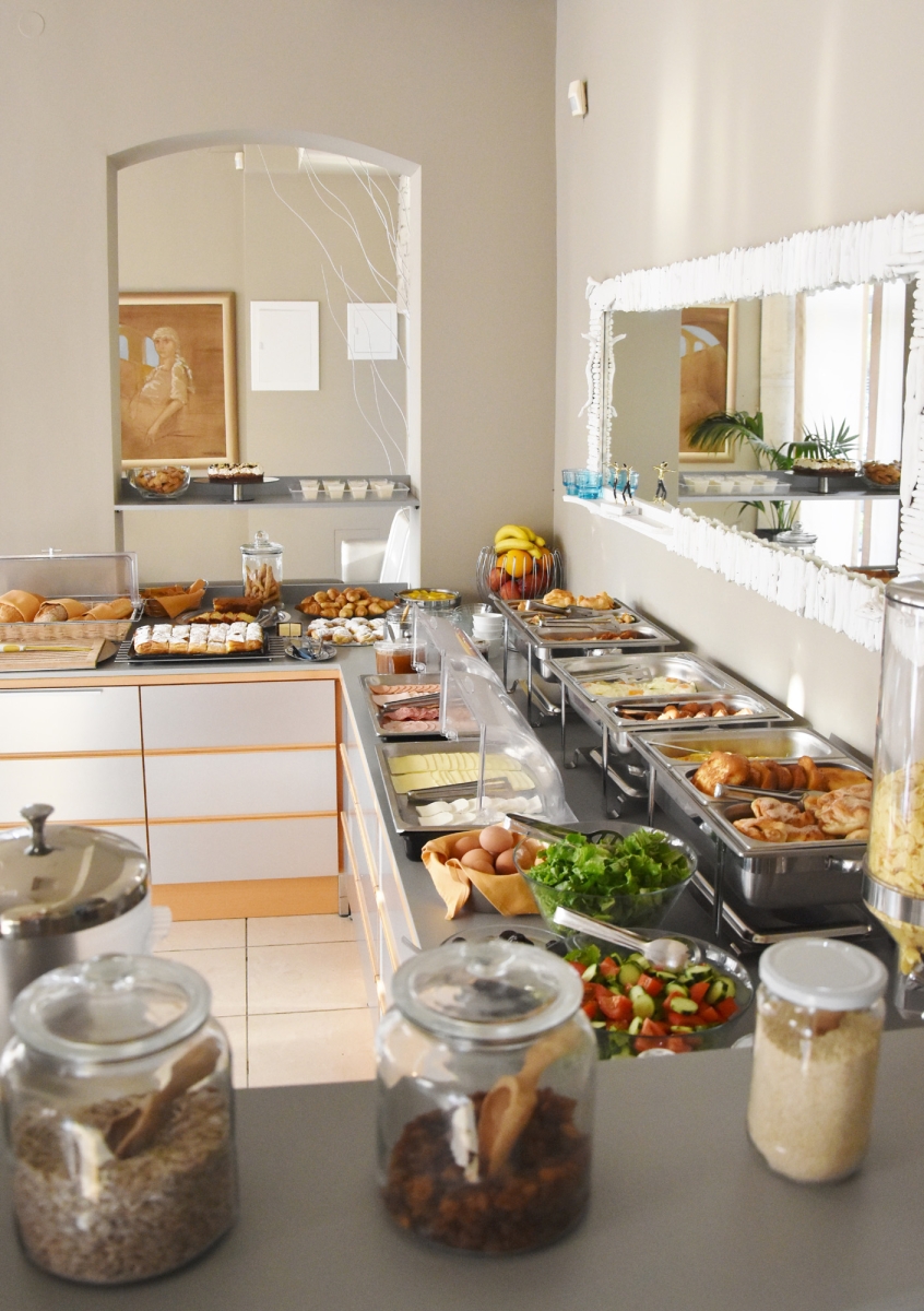 Alexander Inn švedski sto